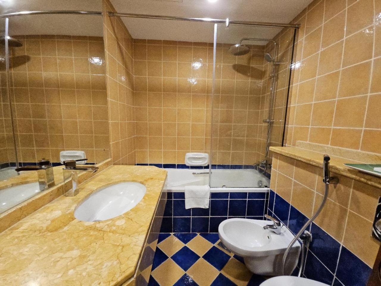 Royal Concorde Hotel & Suite Dubai Eksteriør bilde
