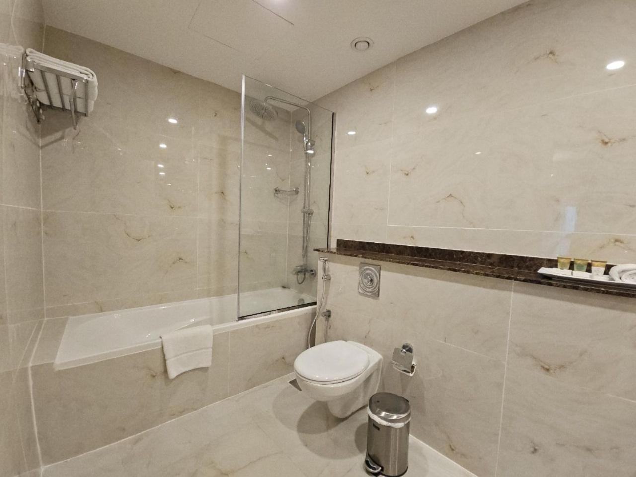 Royal Concorde Hotel & Suite Dubai Eksteriør bilde